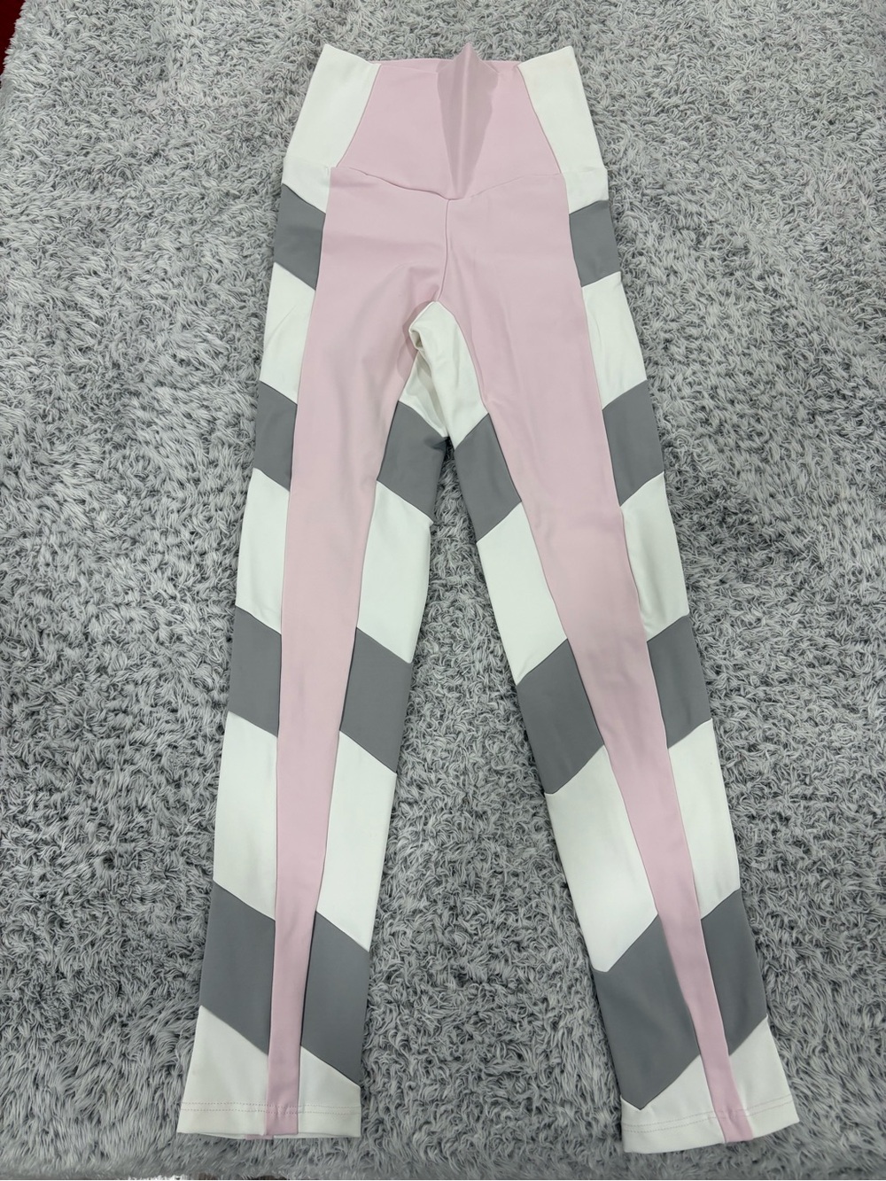 Port De Bras Colorblock Chevron Leggings - Pink, Gray & White